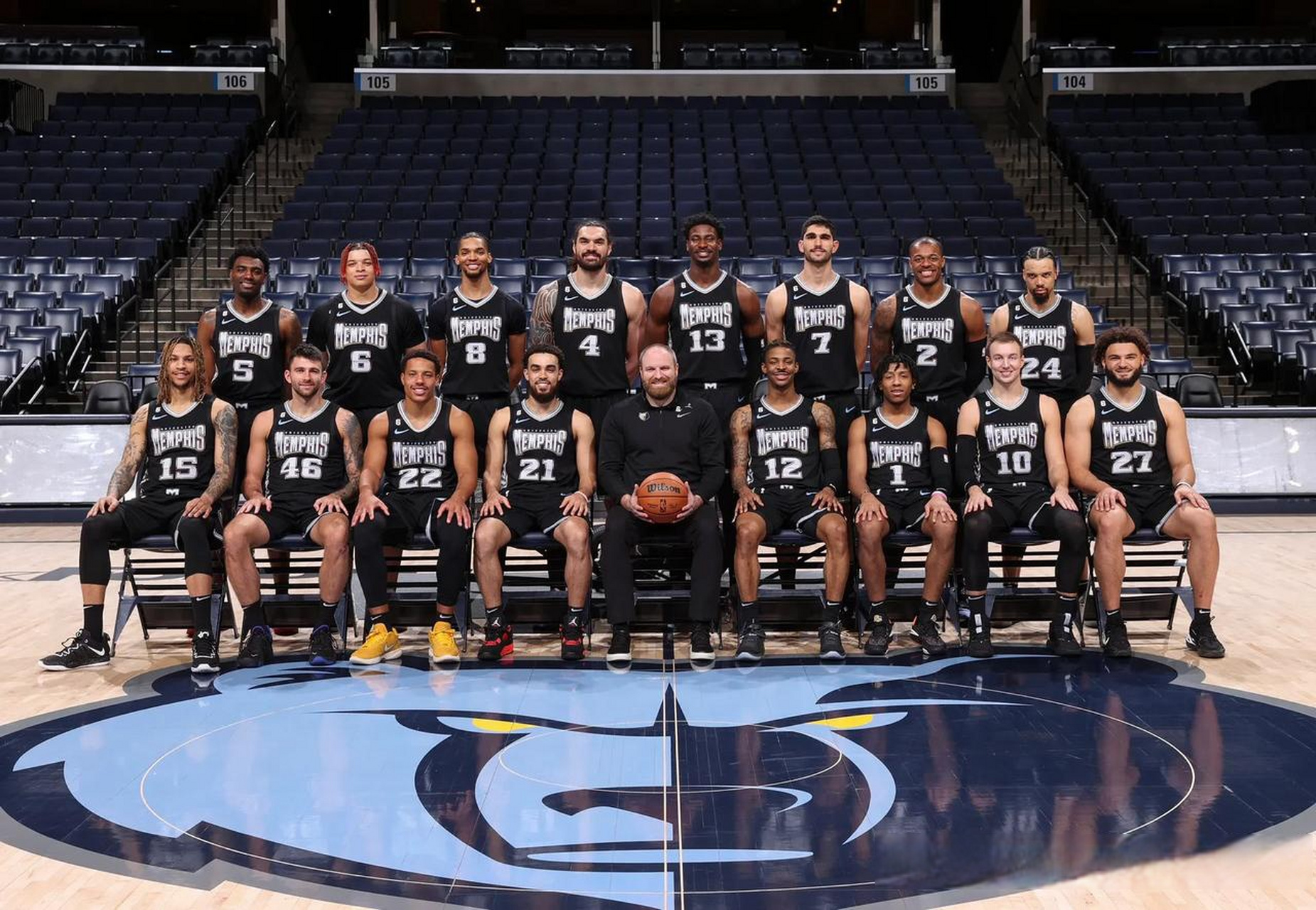 马克西半场15分，恩比德11中1，76人手握7分领先