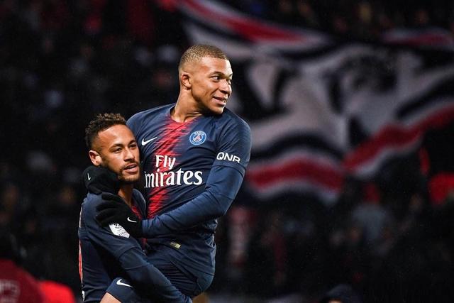 成绩曲线更 成绩曲线更